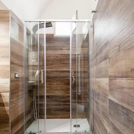 Beatrice Apartment *